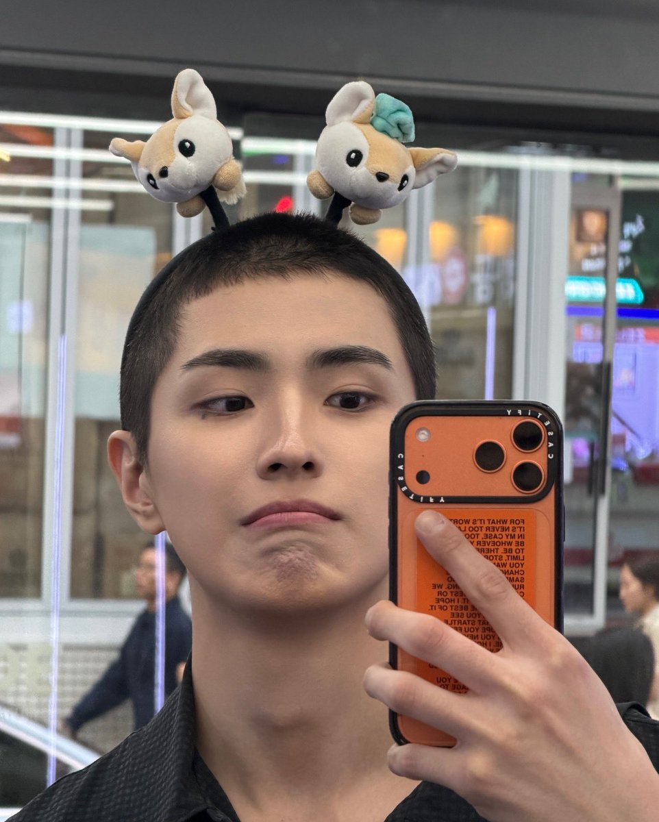 🦌💬 260510 11:08AM KST

🦌 thank you so much for yesterday fixies 🥹
🦌 i read the messages you left well 🙇🏻‍♂️
🦌 eat something yummy for lunch and have a good day ❤️
🦌 [photo]
🦌 really round
🦌 i took this yesterday with the members ㅋㅋ

#YONGHEE #용희 #CIX #씨아이엑스