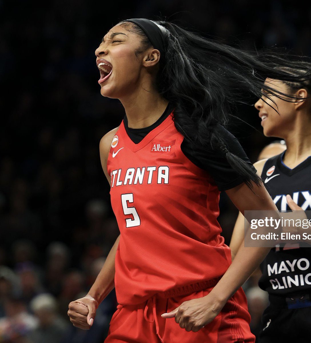ar5source's tweet photo. 🏀| Angel Reese vs Minnesota Lynx

11 PTS
14 REB 
2 AST
2 STL
3 BLK (including game-winning block)

She also becomes the fastest player in WNBA history to achieve 50 double-doubles doing so in 65 games. https://t.co/HM6MnRP0xM