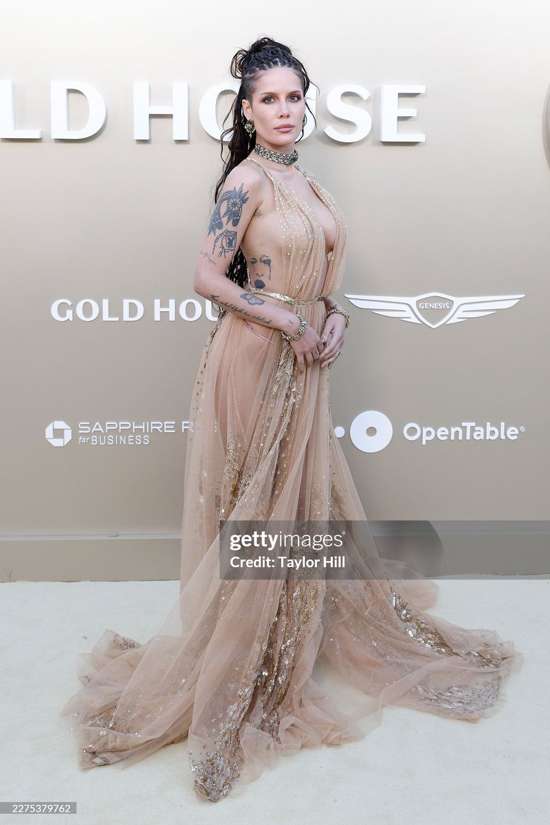 Halsey Archive tweet media