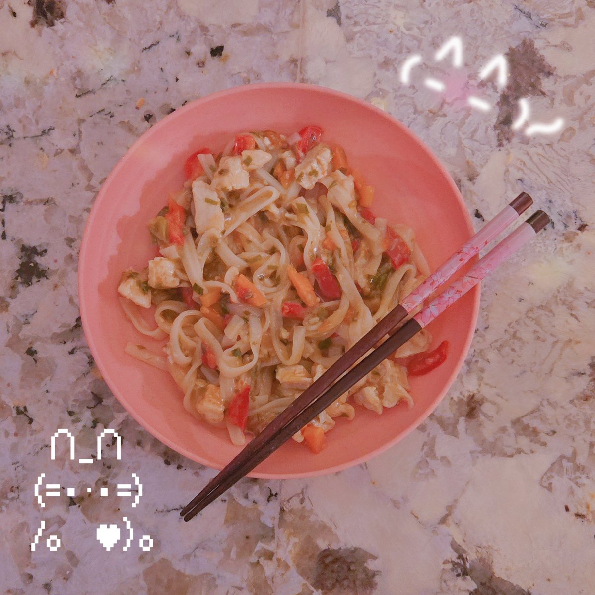 leonashedtwt's tweet photo. OMAD!! Pad Thai 330cals~ ( ☆∀☆)
#edtwt https://t.co/2TiIfFnfuy