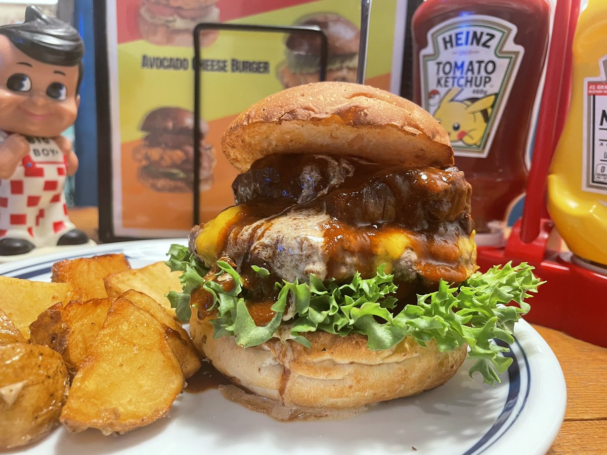 CHILLAX BURGERS &WINE チラックス 池袋グルメバーガー ハンバーガー tweet media