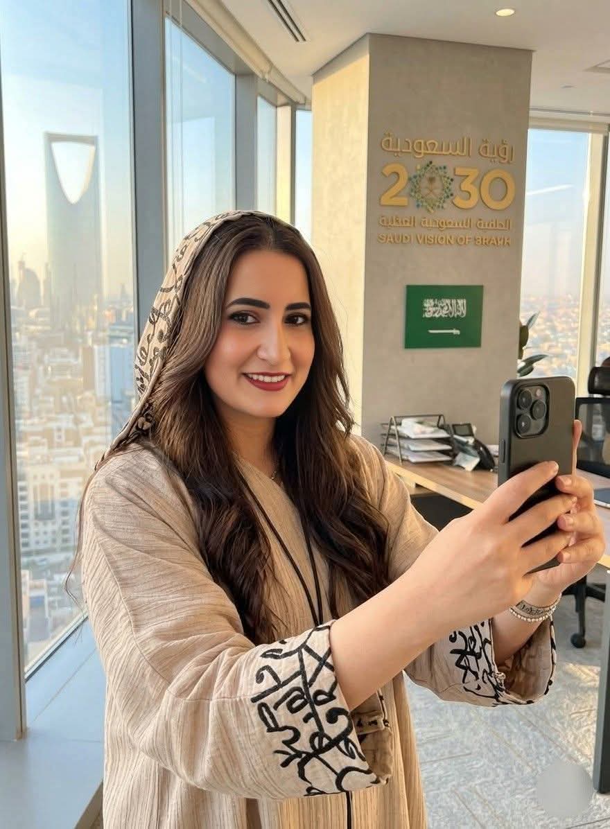 633iF2's tweet photo. اللي عنـده يقين بأن الله قادر على تغير الأحوال في ثانيه يضع قلب ويكتب يارب 🤍🤍#حساب_المواطن https://t.co/TZCmWhLPqM