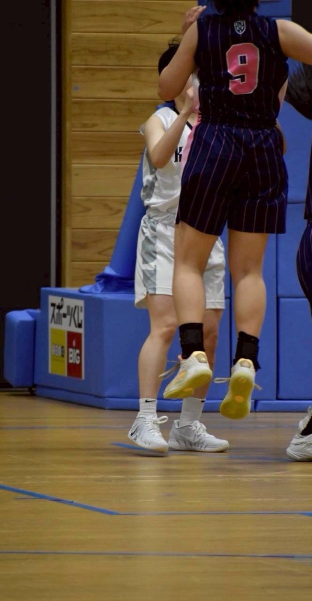 fuew_bbc's tweet photo. 【第31回全九州大学春季バスケットボール選手権大会】

★試合結果★

福岡教育大学 61
{17-15,15-15,8-20,17-7,4-8}
九州共立大学 65

得点王👑
1位 28点 こあ
2位 13点 かい
3位 10点 だん

延長戦まで持ち越しましたが、勝ち切ることができませんでした。
応援ありがとうございました🙇🏻‍♀️ https://t.co/BYcxfs63eK