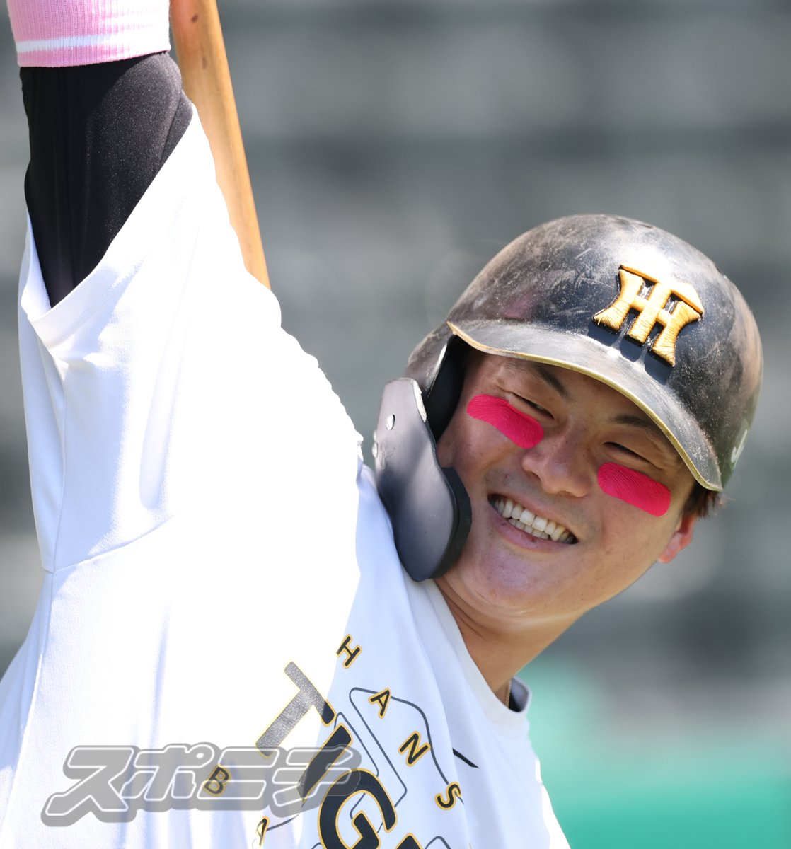 母の日スタイルの #小野寺暖 選手と #前川右京 選手