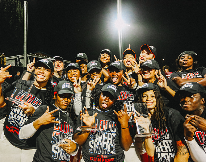 FAMUAthletics's tweet photo. History ! Florida A&amp;M Softball Claims 1st SWAC Title and 14th Conference Championship

Read more ➡️ https://t.co/GvcLEV3B2L

#FangsUp https://t.co/0HeSmjqTWB
