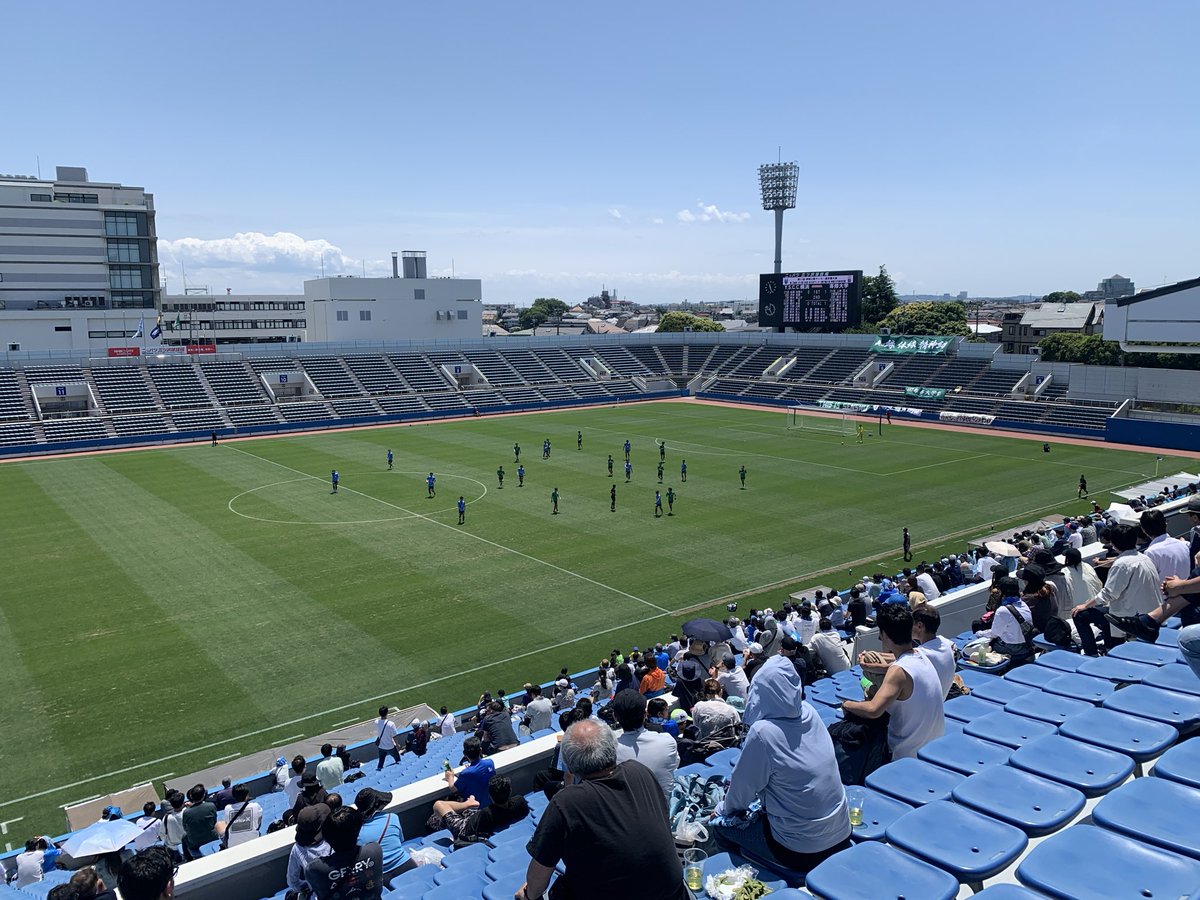 ken1eagle's tweet photo. Halbzeit 45+1;
#yscc - #SenshuUni 
0-2
In der 3 Minuten hat Yamashita von Senshu einen Führungstor getroffen. In der 44 Minuten außerdem entscheidet Douhaku zu 0:2. Verteidigung in der Mitte bei Honmoku funktioniert nicht. Es gibt viele Aufgaben. https://t.co/zkQaOKYl2C