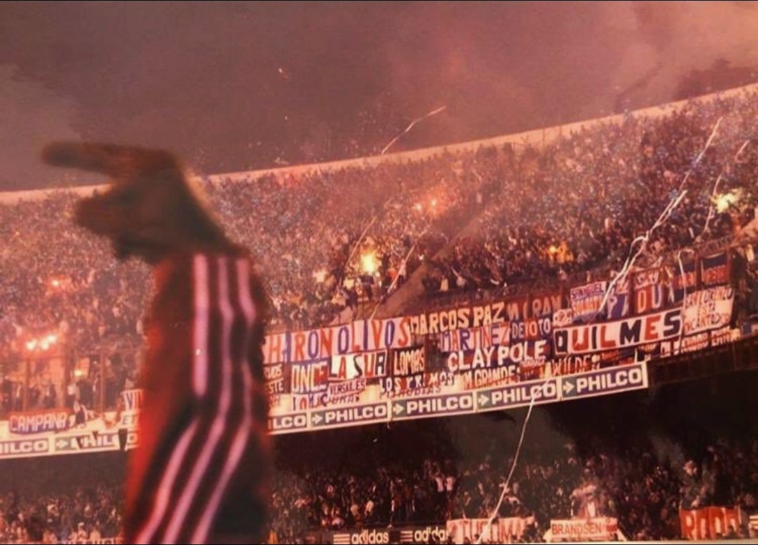 Mientras le ponés butacas
A toda la popular
La fiesta de San Lorenzo
Nunca la vas a igualar