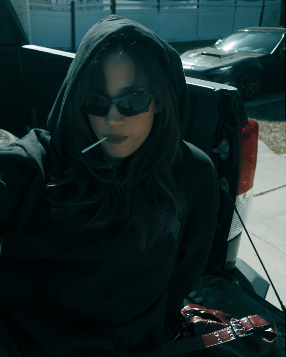 CyberAngel_xXx's tweet photo. Shut up and drive. https://t.co/nB6RQcXqdM