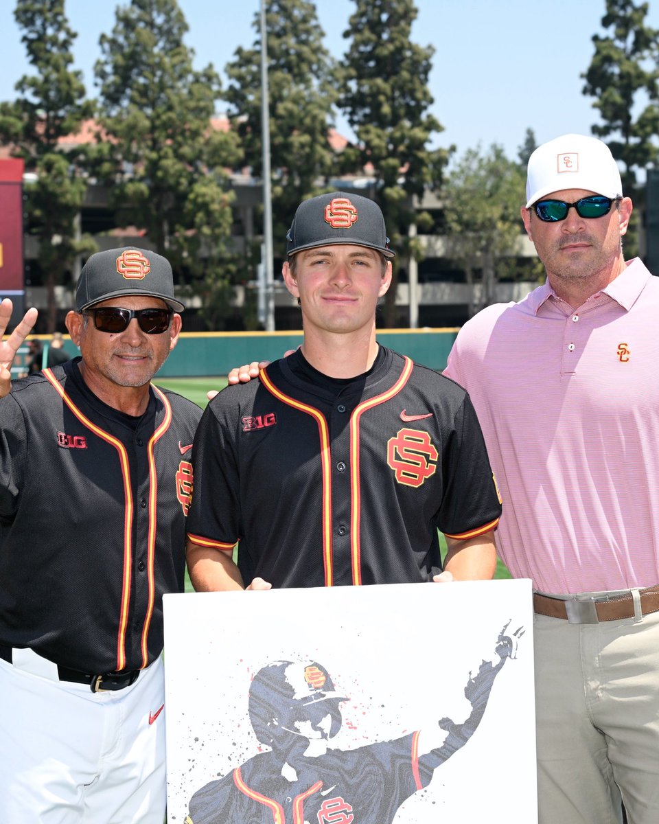 USC_Baseball's tweet photo. Thank you, 2️⃣ https://t.co/oDzCJ4Pu5h