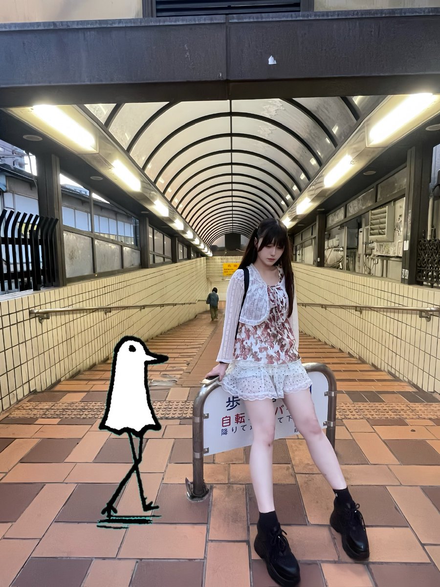 imaharuka63's tweet photo. 愛子ちゃんファッションでプンプン聖地巡礼
#おやすみプンプン https://t.co/YURQuD2Vgo