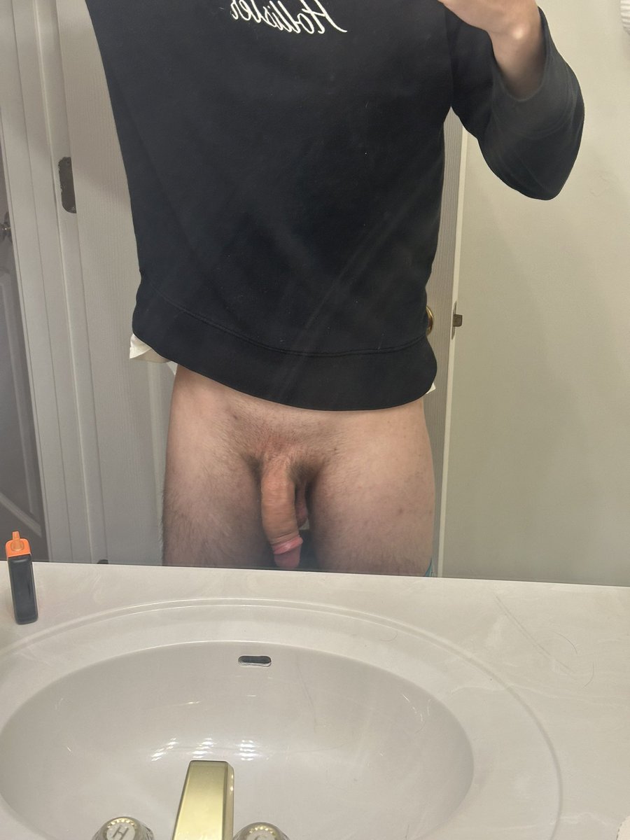 j0kersDen's tweet photo. Are you more of a pics or videos type? 

#straight #bwc #dick #native #selling https://t.co/sy556GkdKX