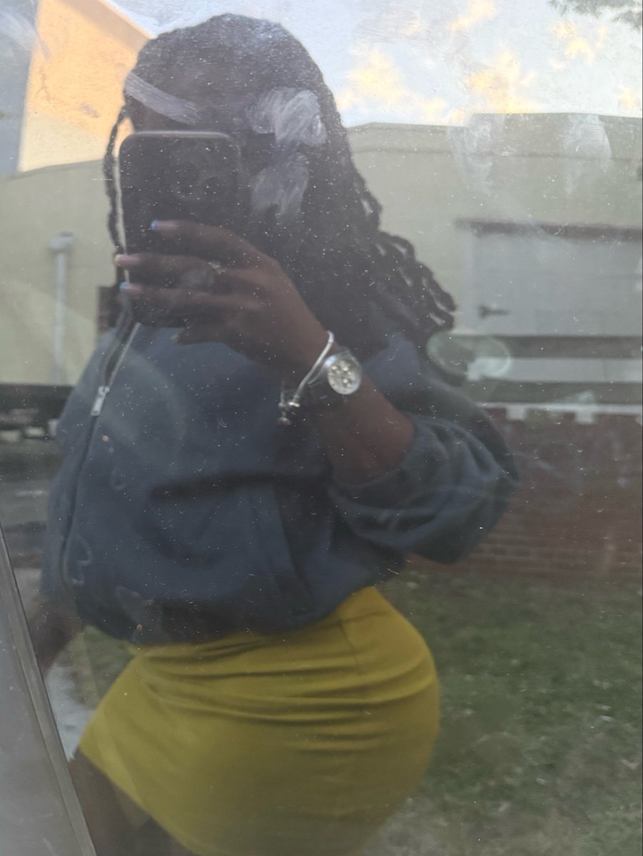 ᥫ᭡ ur fav tweet media