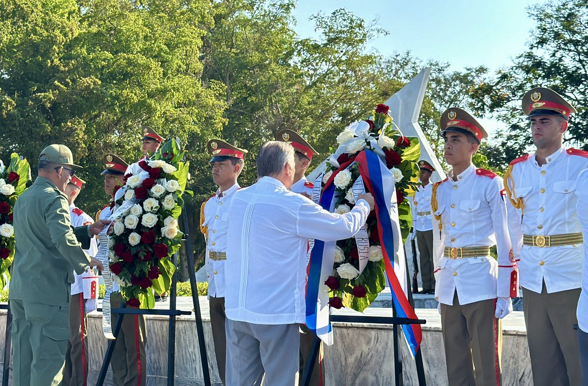 Embajada de Rusia en Cuba tweet media