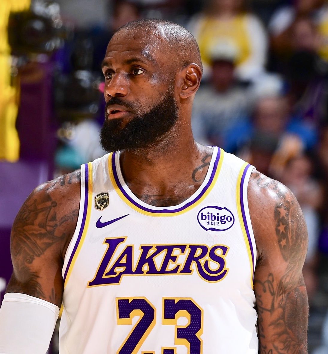 LakeShowYo tweet media