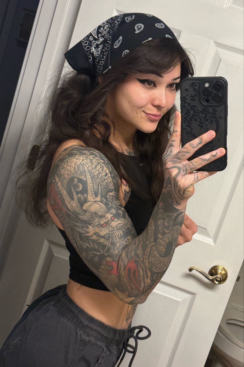 Cleo tweet media
