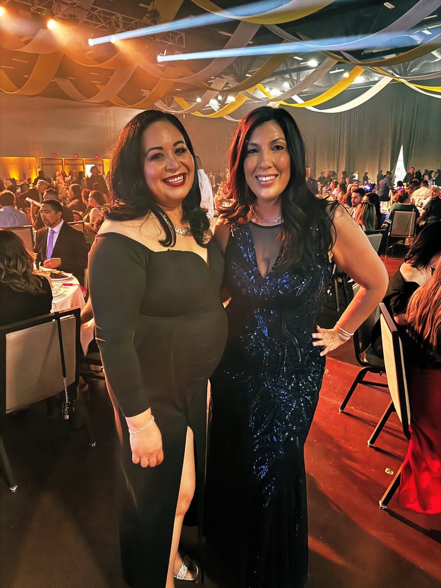 LisaAlarcon75's tweet photo. Thank you all for the incredible love and support. You made Teacher of the Year a night I’ll never forget. My heart is full. 💙💛#TeacherOfTheYear 
#Blessed 
#TheColtWay
#DesertWind
#SISD
#EducationMatters https://t.co/7uoBXALSJb