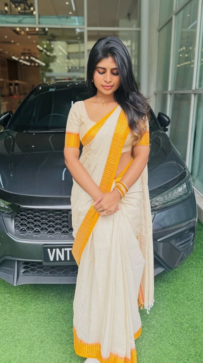 indian_beautee's tweet photo. Saree and Elegance 😍🧡

Jivitha 👑🥰

#JivithaChandra
#sareelove https://t.co/8BQFpaEyXK