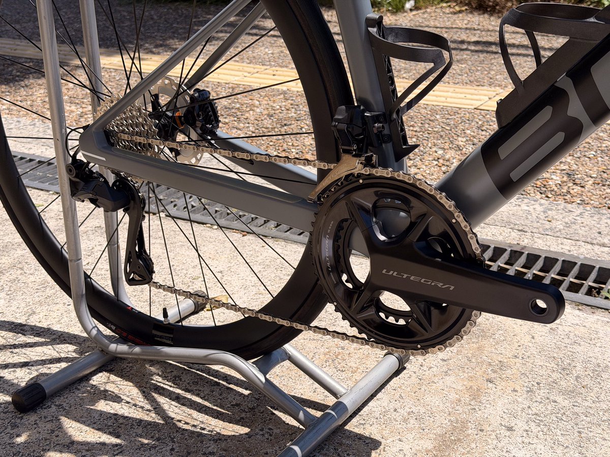 CyparaCypara's tweet photo. 本日も営業中！
店頭にてお買い得な自転車用品・アウトドア用品販売しております！
お近くの方は是非一度ご来店ください！
写真の自転車は「サイパラ」で検索！

【イベント出店のお知らせ📢】
「シクロジャンブル」へ参加します！
■ 開催日時：2026年6月14日（日）9:00〜12:00 ※雨天時中止
■ 会場：服部緑地公園「東中央広場」
イベント参加に伴い、
6/14（日）はサイクルパラダイス大阪での店頭販売はお休みとなります。
※買取は通常通り行っております。

【サイクルパラダイス大阪】
店頭販売：土・日・祝日 12時～18時
店頭買取：定休日なし 10時～19時
〒564-0043 大阪府吹田市南吹田1-10-12
#roadbike #roadracer #mountainbike #mtb #bmx #fixedgear #vintagebicycle #自転車 #中古 #中古自転車 #リユース #自転車店 #自転車屋 #ロードバイク #シクロクロス #クロスバイク #マウンテンバイク #ランドナー #ピストバイク #サイクリング #cycleparadise #cycleparadiseosaka #サイパラ #サイクルパラダイス #ロードバイク #自転車 #アウトドア #サイクルパラダイス大阪