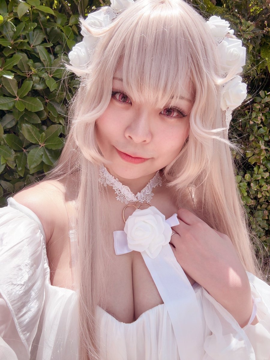 アズレンー！！！
ウエディング アンカレッジ💍

思ったより大荷物だしロングウィッグなのでカメラは諦め…

あちぃよマジで…

#アコスタ