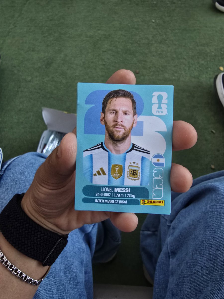 H_Ch13's tweet photo. Yo solo vengo a decir que me puse a jugar a las cartas y en una caja me salieron los siguientes @samyriveratv https://t.co/9nUchqoNuo