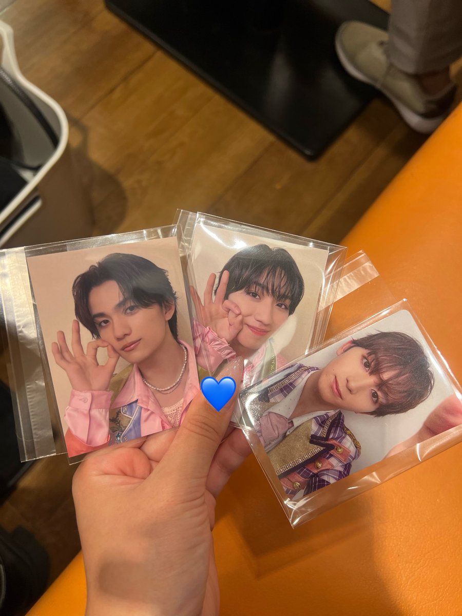 取引 tweet media