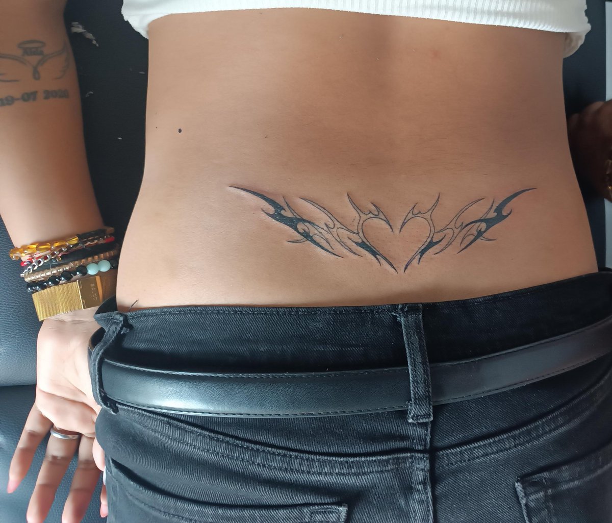 MigueYKey1's tweet photo. Nuevo tatuaje de mi flaquita https://t.co/gcYoLLoyDx