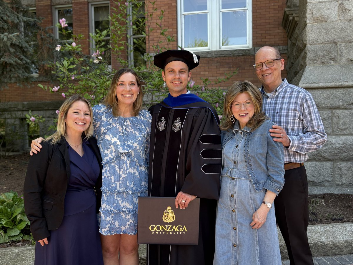 LukeWRBryant's tweet photo. Today has been an exciting day of celebration. I have officially graduated with my PhD in Leadership Studies from @GonzagaU. Grateful for my family, colleagues, and professors who have helped make this milestone possible. https://t.co/VaOAMGWsPc