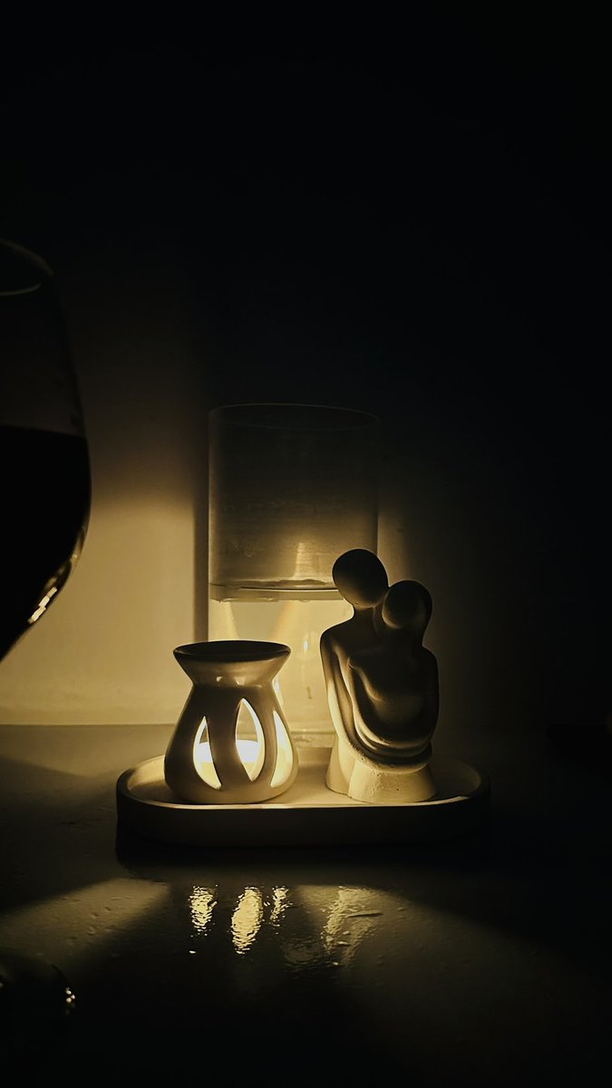 mmaracena's tweet photo. Calma en el alma 😌🍷 https://t.co/DGGJU0QgCp