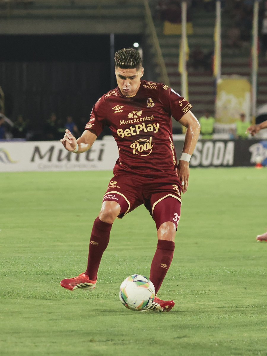 🤎💛 Sebastian Guzmán [28] entre TODOS los jugadores de la Liga BetPlay es el jugador con más pases completados [78.2] por cada 90 minutos jugados.