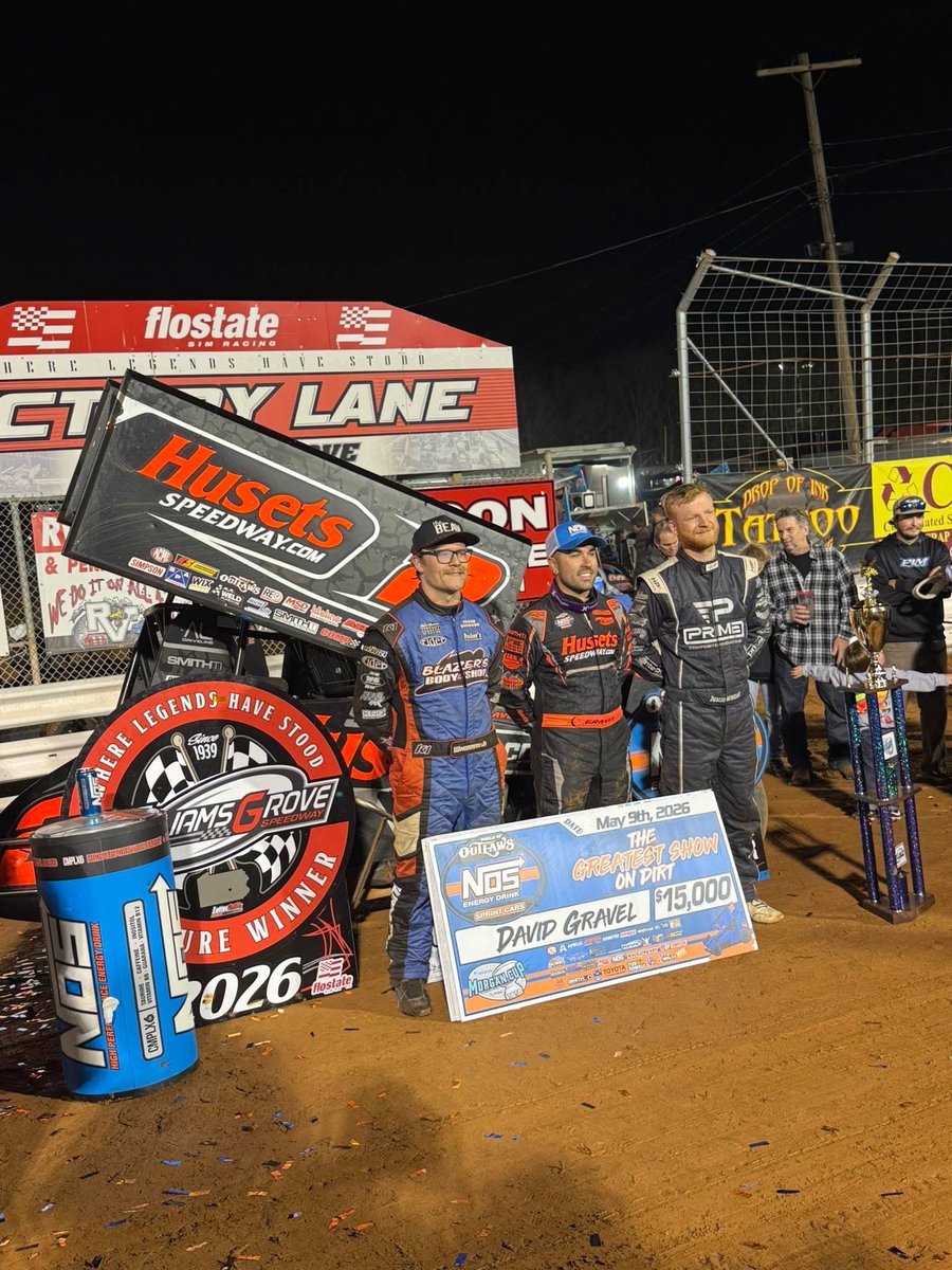 HeffnerRacing's tweet photo. Podium tonight with the World of Outlaws Sprint Car Series! 👏🏽🥉 https://t.co/8RFfMa2VEw