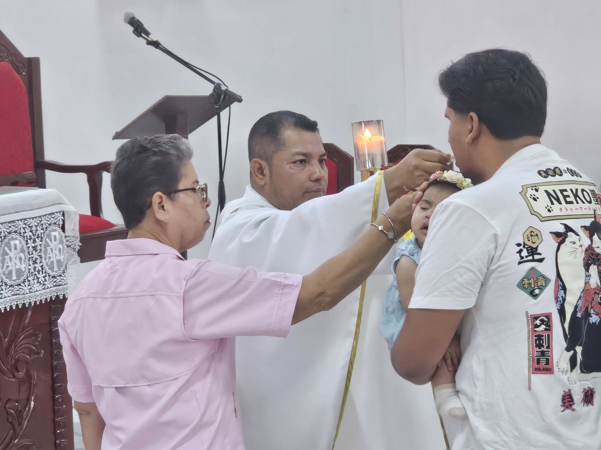 BraderCapilla's tweet photo. ⚪️ Celebración dominical https://t.co/SnsbkHTASj