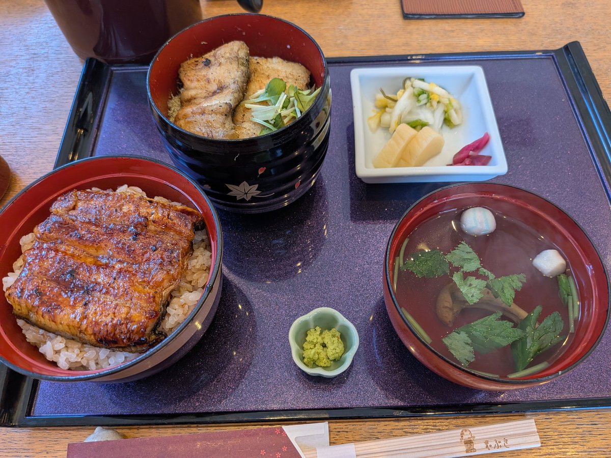 かずを tweet media