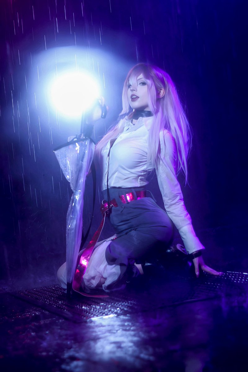 ellie જ⁀➴ tweet media
