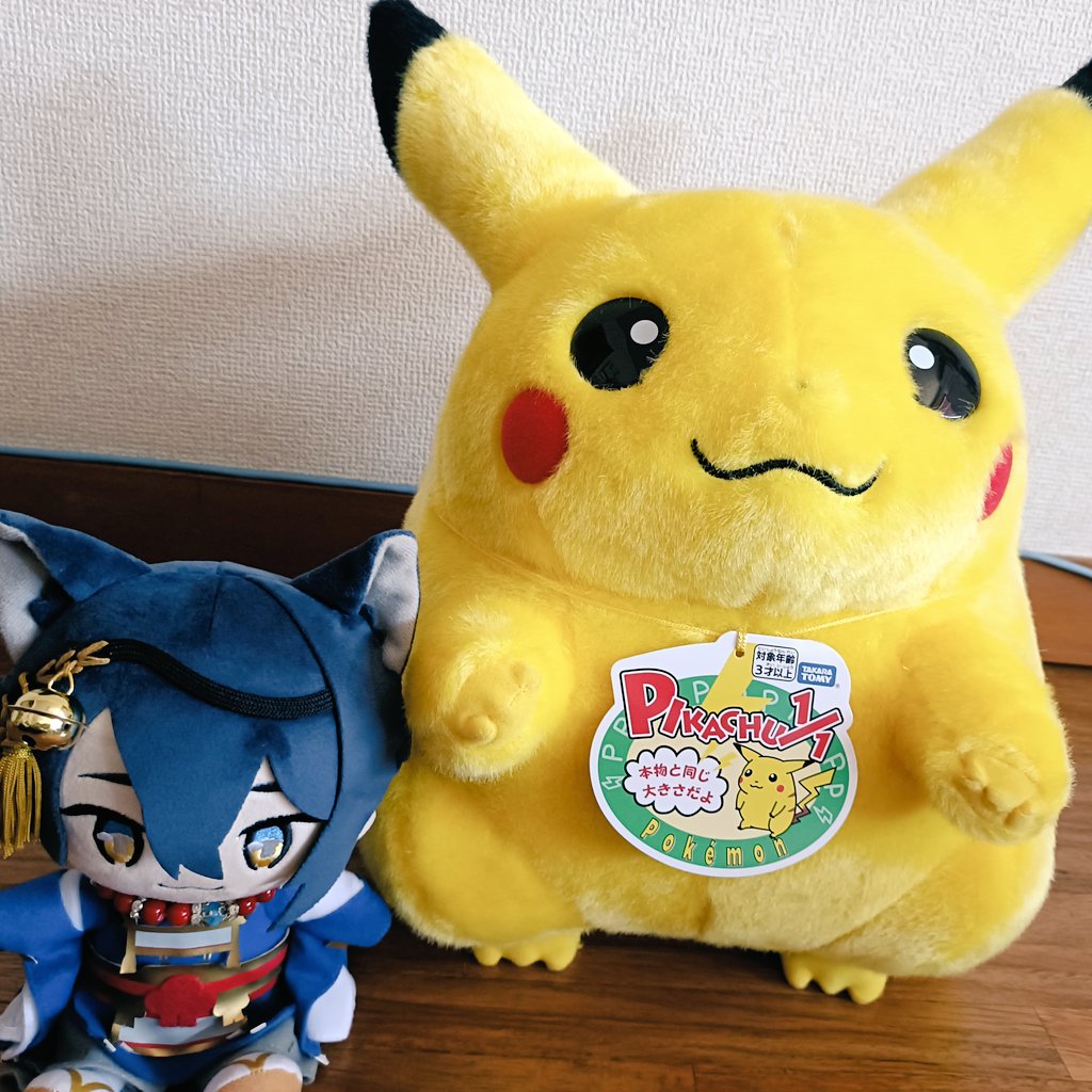 ポケモン　サトシのリュックと肩のりピカチュウ Amazon.co.jp: ポケットモンスター かたのりピカチュウ サトシVer