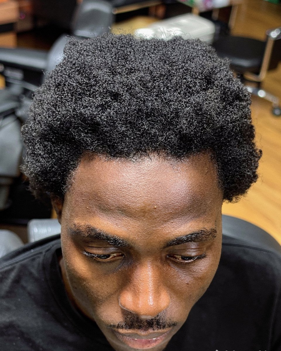 monarchcutzpro's tweet photo. A fresh haircut is the best therapy
@cleverlydey4u 🔥 🙌
#NewHair #HairCut #FreshCut #HairGoals #HairTransformation ShortHairDontCare HairStylist SalonLife https://t.co/vRvKCNRpph