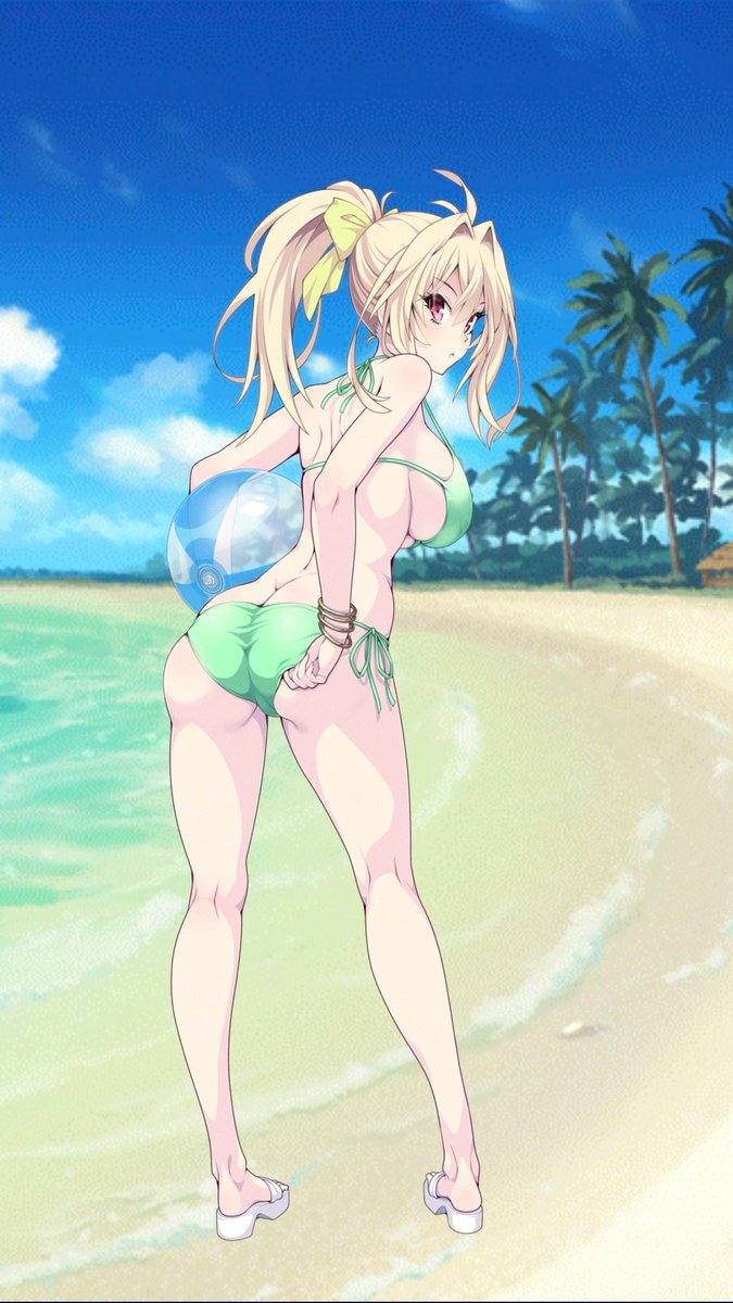 #びびび
本能で選ぶとこちら
背中から足先まで美しいラインが映える
くいっは正義