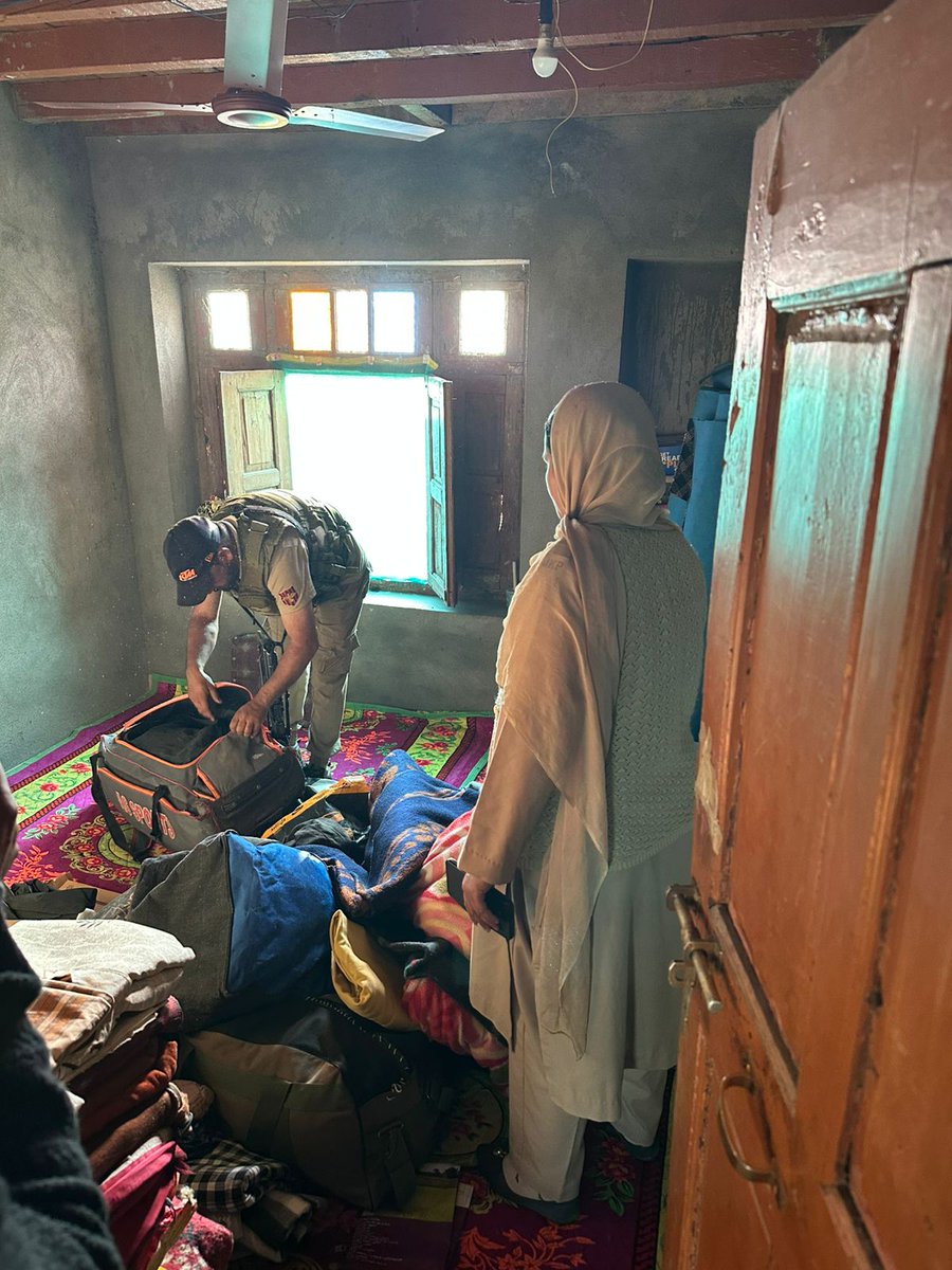 Anantnag Police( اننت ناگ پولیس) tweet media