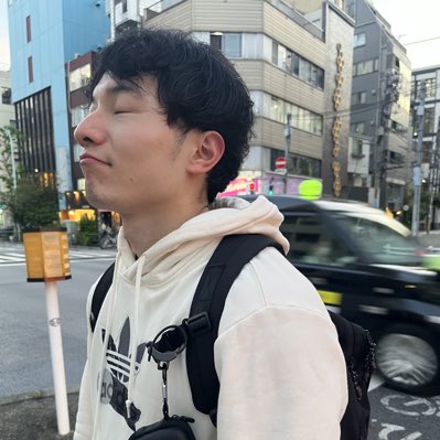 はるひと tweet media