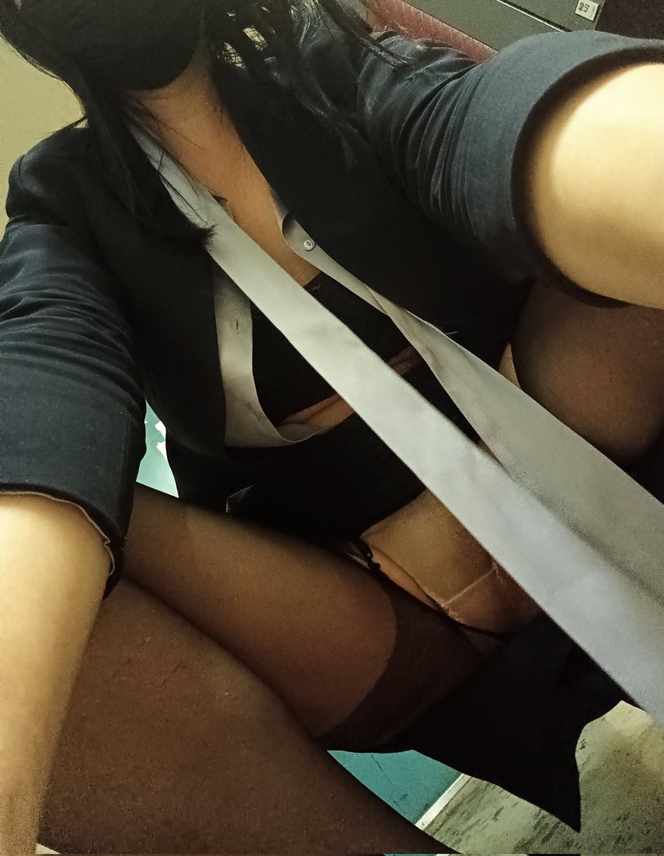 uranewhalf's tweet photo. 綺麗にしてるのを性のはけ口のためだけに無数の手でぶち壊されてきました
#集団痴漢 https://t.co/7r7Go3FTPF