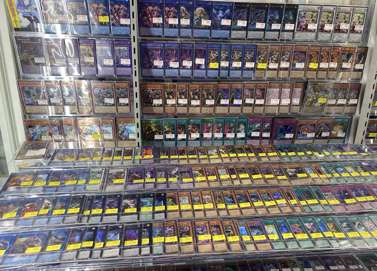遊戯王販売情報】 遊戯王新弾シングル販売中です！ 是非お買い求め