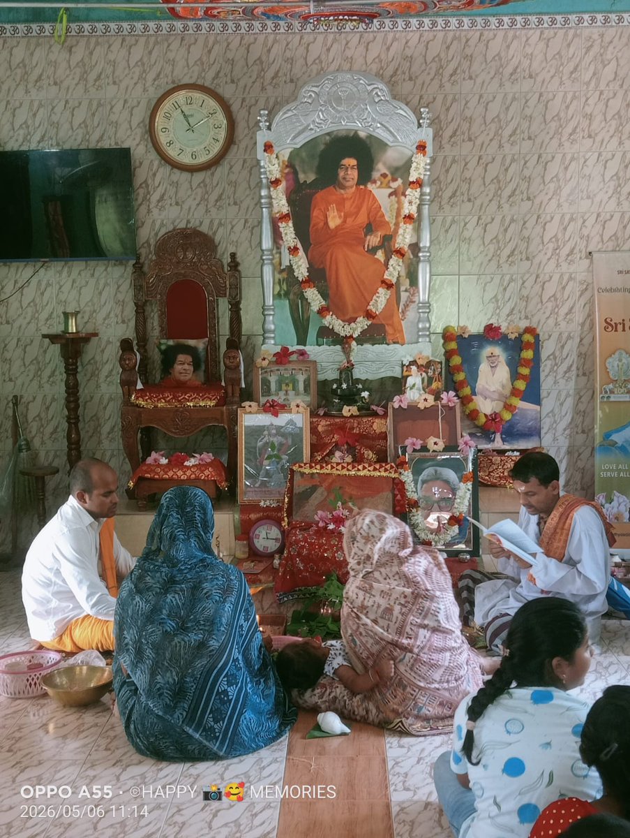 sathyasaiodisha's tweet photo. Loving Sairam..
With the blessings of Sri Sathya Sai Baba, on May 6th, devotees of the Bhadrak-1 Sai District lovingly observed Easwaramma Day by paying tribute to Mother Easwaramma, the embodiment of selfless love and ideal motherhood.
#easwarammaday 
#Bhadrak1 
-Media Team https://t.co/JdD8DXSr3Y