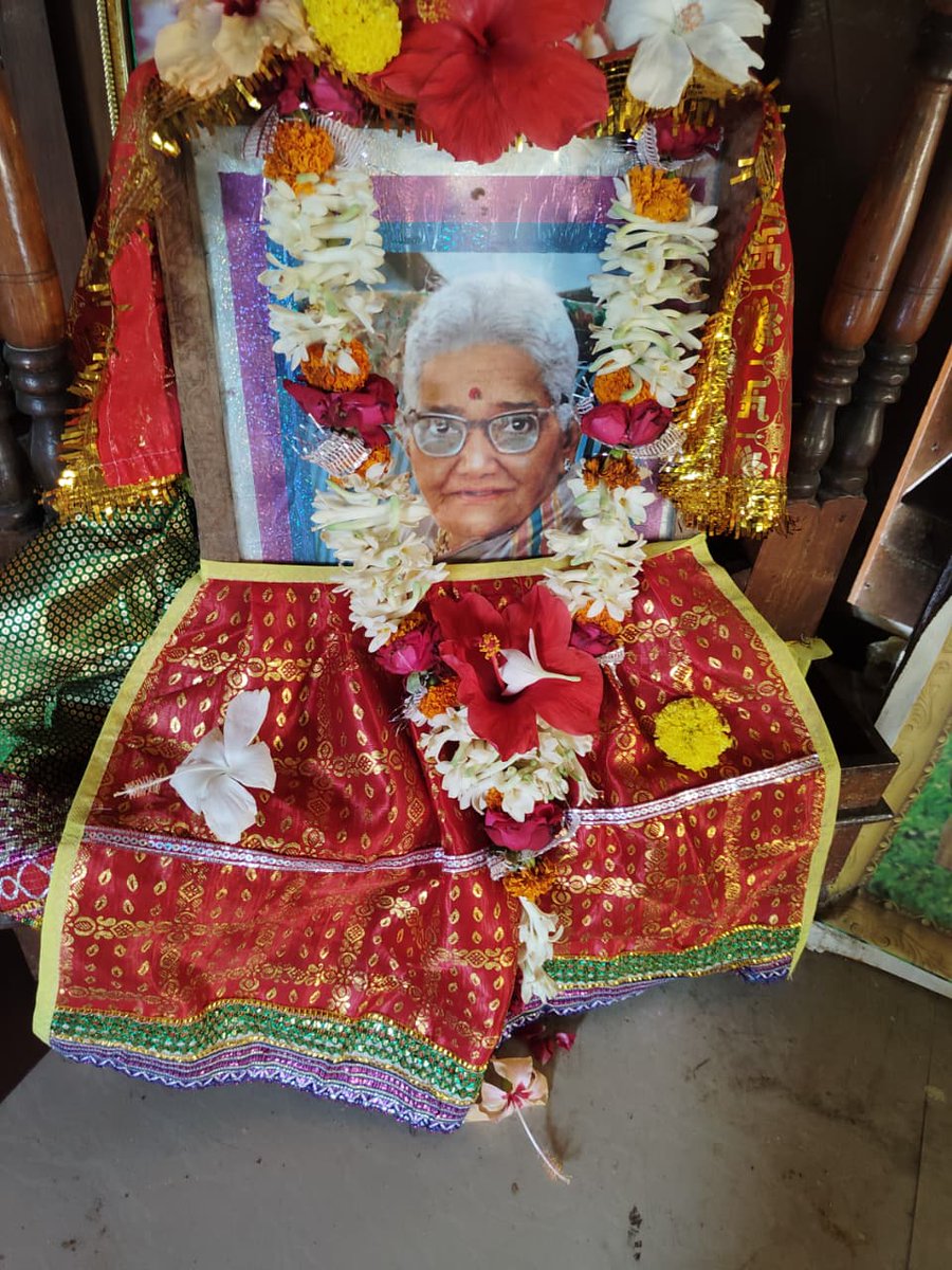 sathyasaiodisha's tweet photo. Loving Sairam..
With the blessings of Sri Sathya Sai Baba, on May 6th, devotees of the Bhadrak-1 Sai District lovingly observed Easwaramma Day by paying tribute to Mother Easwaramma, the embodiment of selfless love and ideal motherhood.
#easwarammaday 
#Bhadrak1 
-Media Team https://t.co/JdD8DXSr3Y