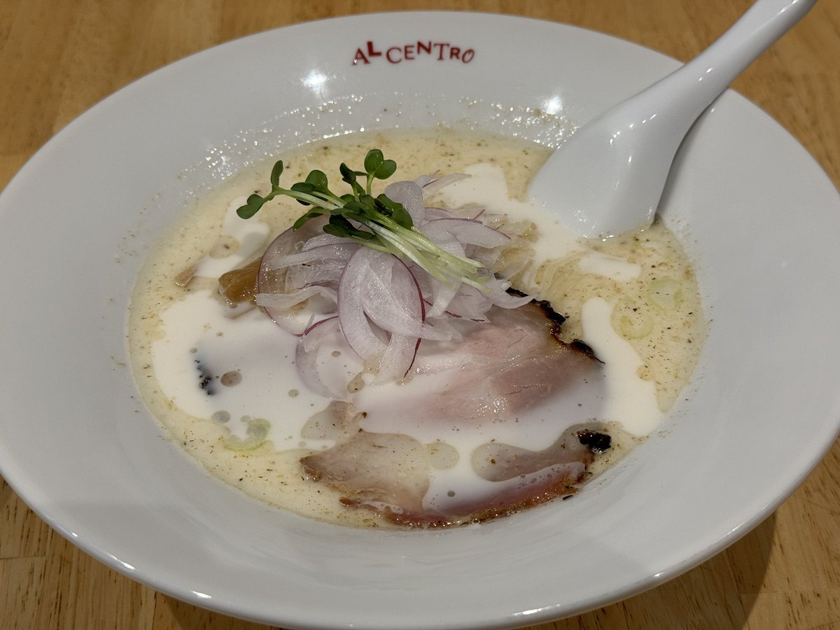 hadanolife's tweet photo. 今日は久しぶりに南が丘ショッピングセンターにある #ALCENTRO に来ました🍜
相変わらずの美味しさに大満足😍

#秦野生活
#秦野市
#田舎暮らし
#近田舎
#丹沢ライフ
#秦野日和
#秦野散歩
#秦野グルメ
#OMOTAN
#OMOTANめぐり https://t.co/Byn8RvufyI