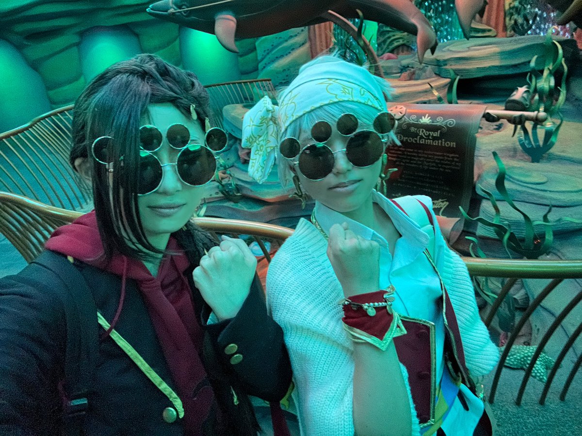tinymatsu_57's tweet photo. イラストの元にした写真たち
4枚目はポンパドールが崩れる前 https://t.co/NzdeOIfUDT