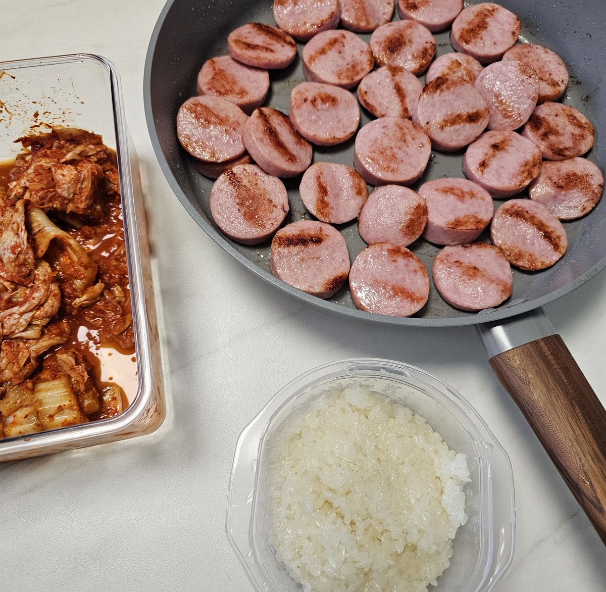 K의 혼밥계정 tweet media