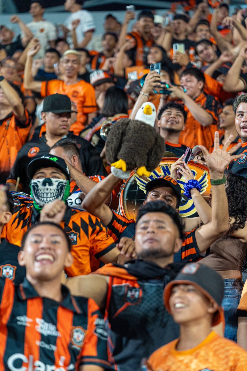 🦅 La hinchada Naranja Negro sueña con una nueva corona en sus vitrinas 🦅🏆