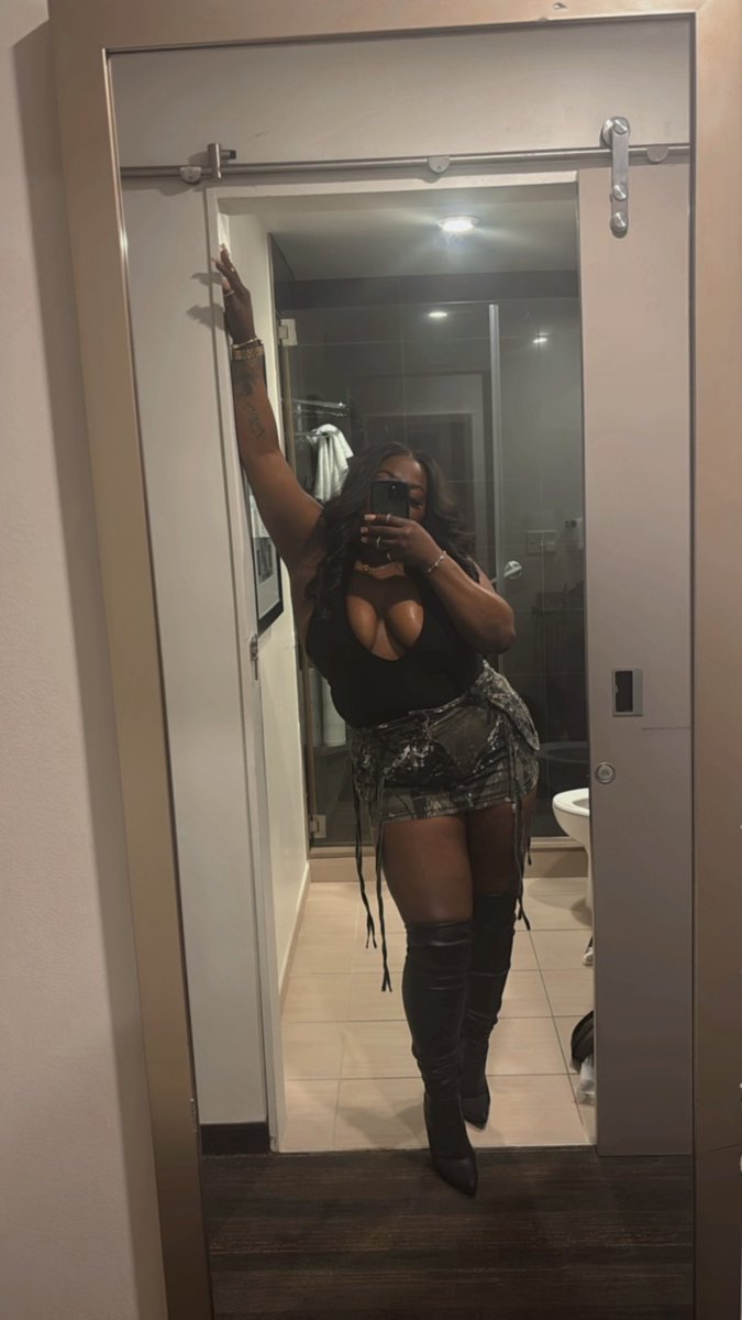 Arianejayyy's tweet photo. 💋 https://t.co/CmzGEnw5Rg