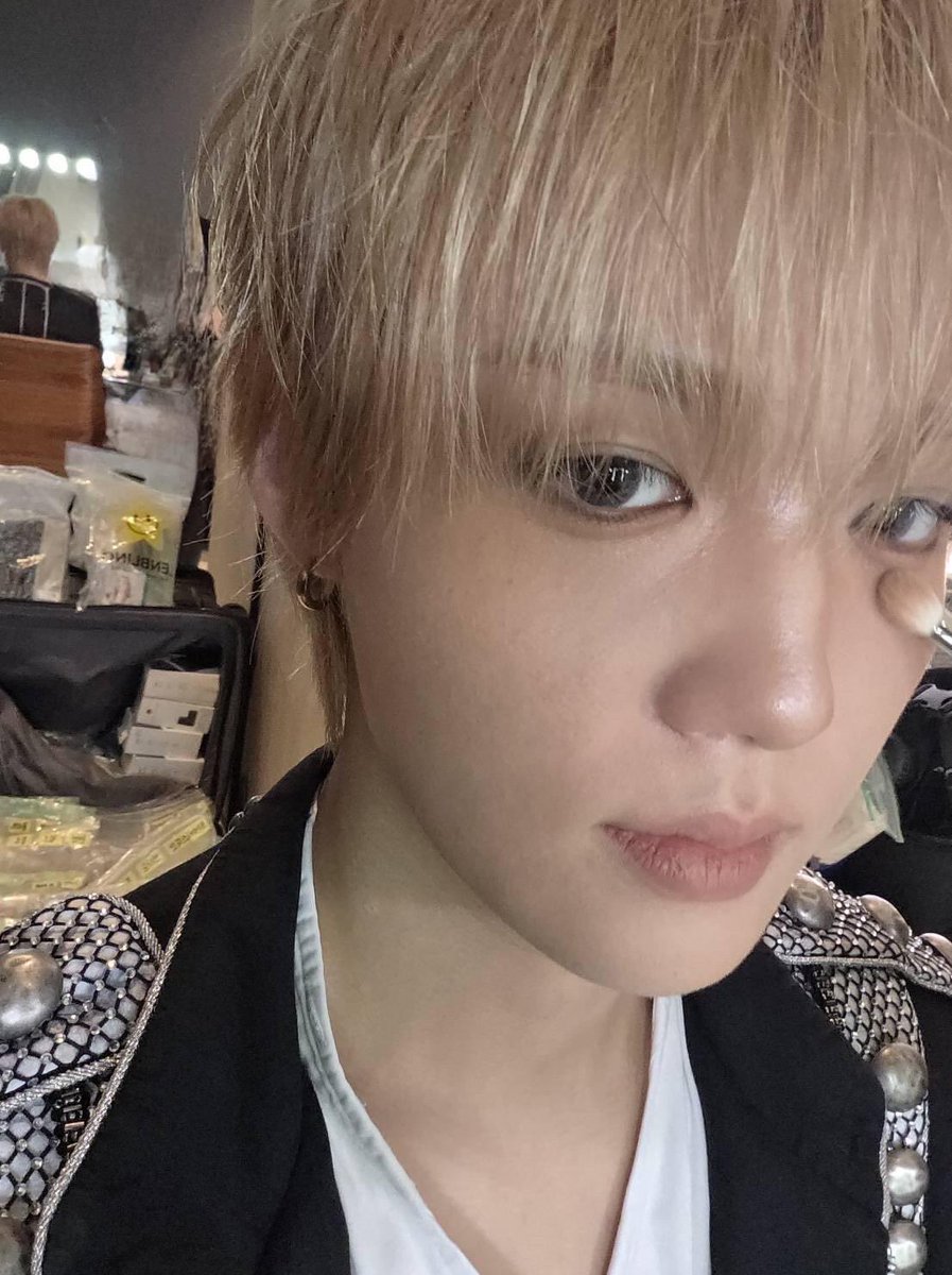 Euxhrbd's tweet photo. 샤오홍슈

好久不见 #金道荣 #金道榮 #도영 #DOYOUNG https://t.co/R3jKfgYKsP