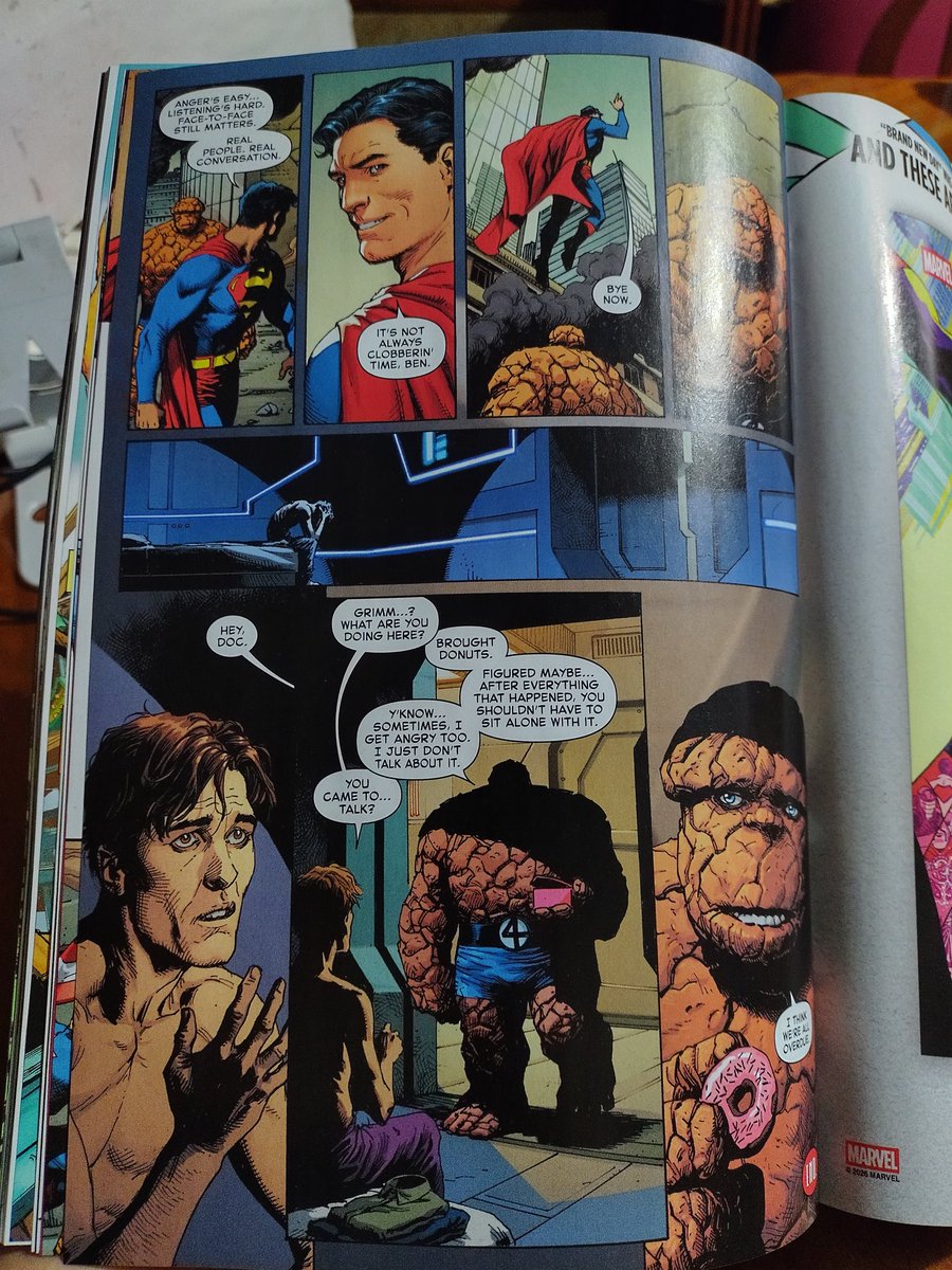 Thekidmarvel's tweet photo. Este número si es mucho mejor #Spiderman #Superman https://t.co/eykDfwCcTd