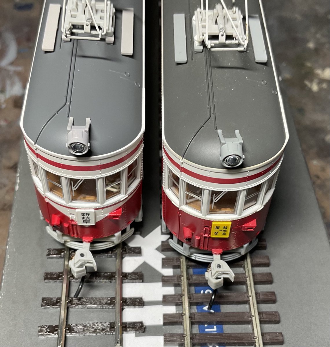 モ510の日 TOMIXモ510の16.5mm(右)→13.0mm(左)改軌例 現車が狭幅
